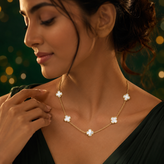 White Pearl Clover Necklace