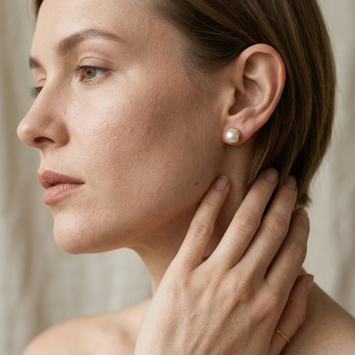 Classic Pearl Stud Earrings - Image 3