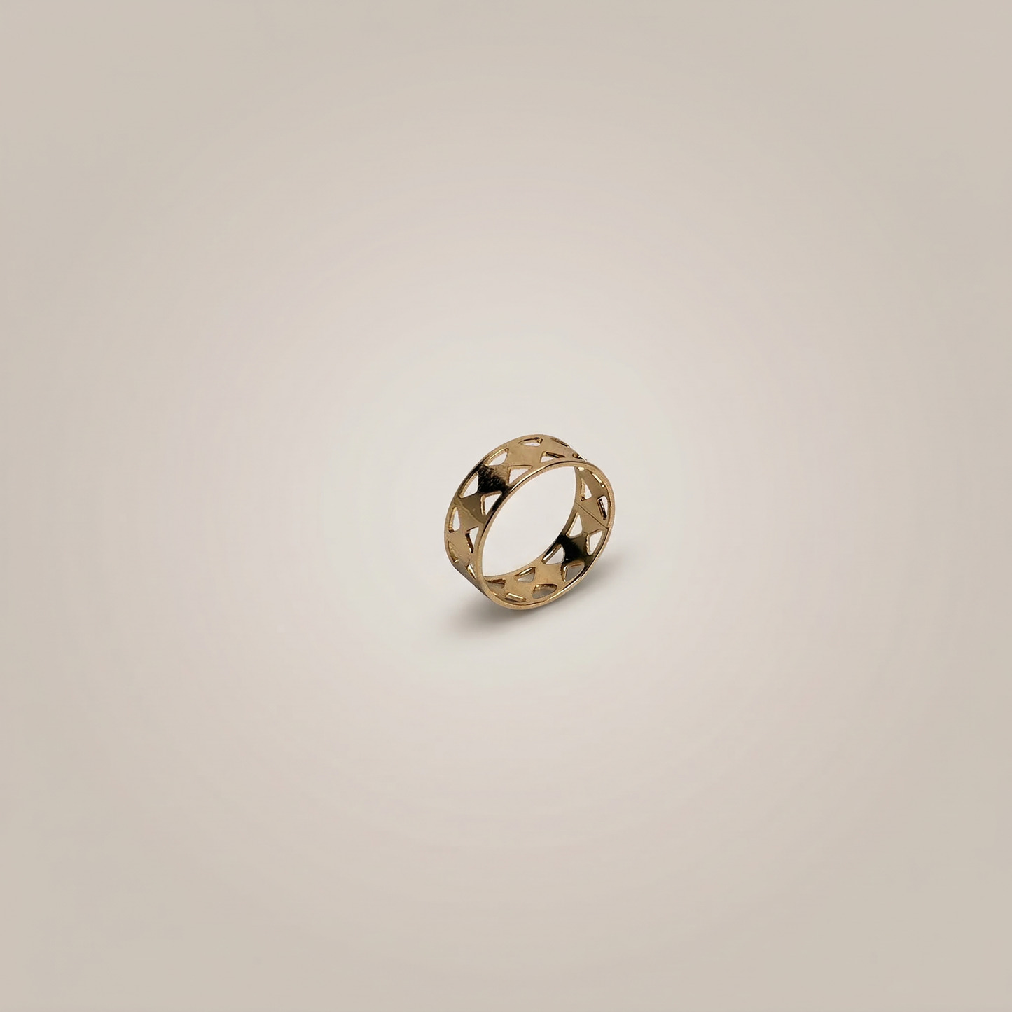 Diamond Lattice Band Ring - Image 3