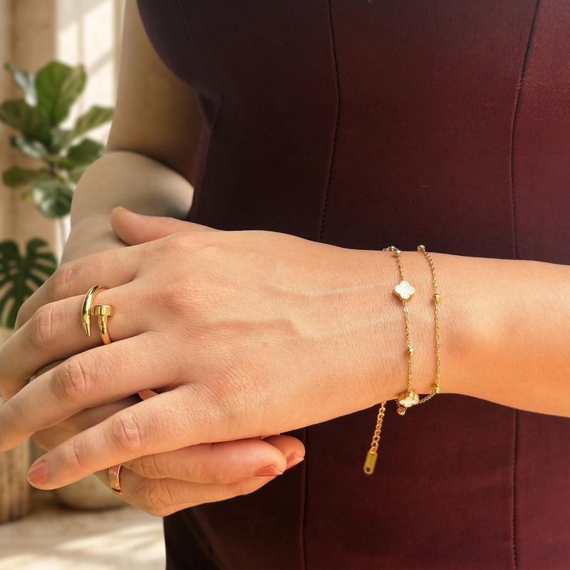 Gold Clover Station Chain Bracelet - Image 1