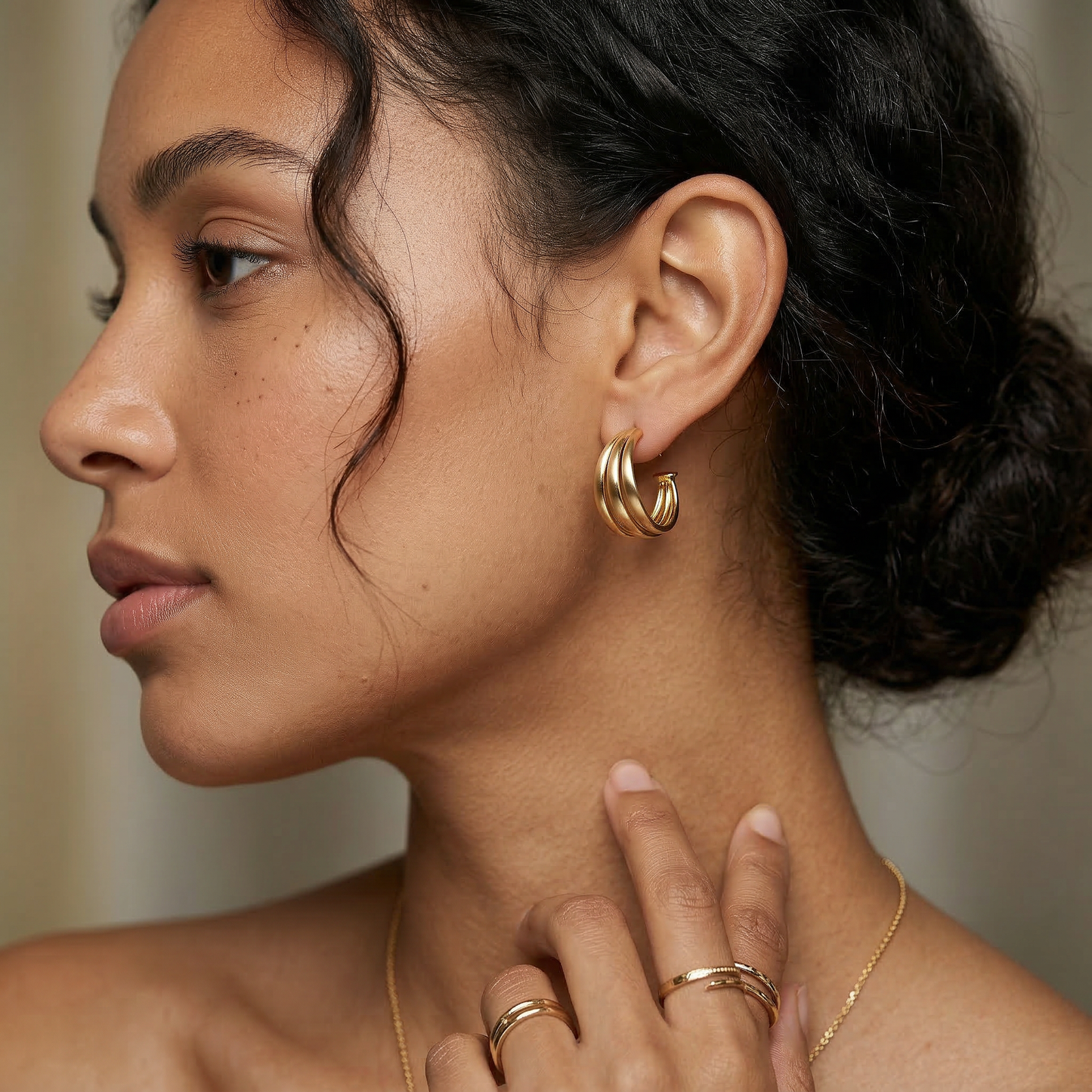 Knotted Double Band Hoop Earrings - Image 3