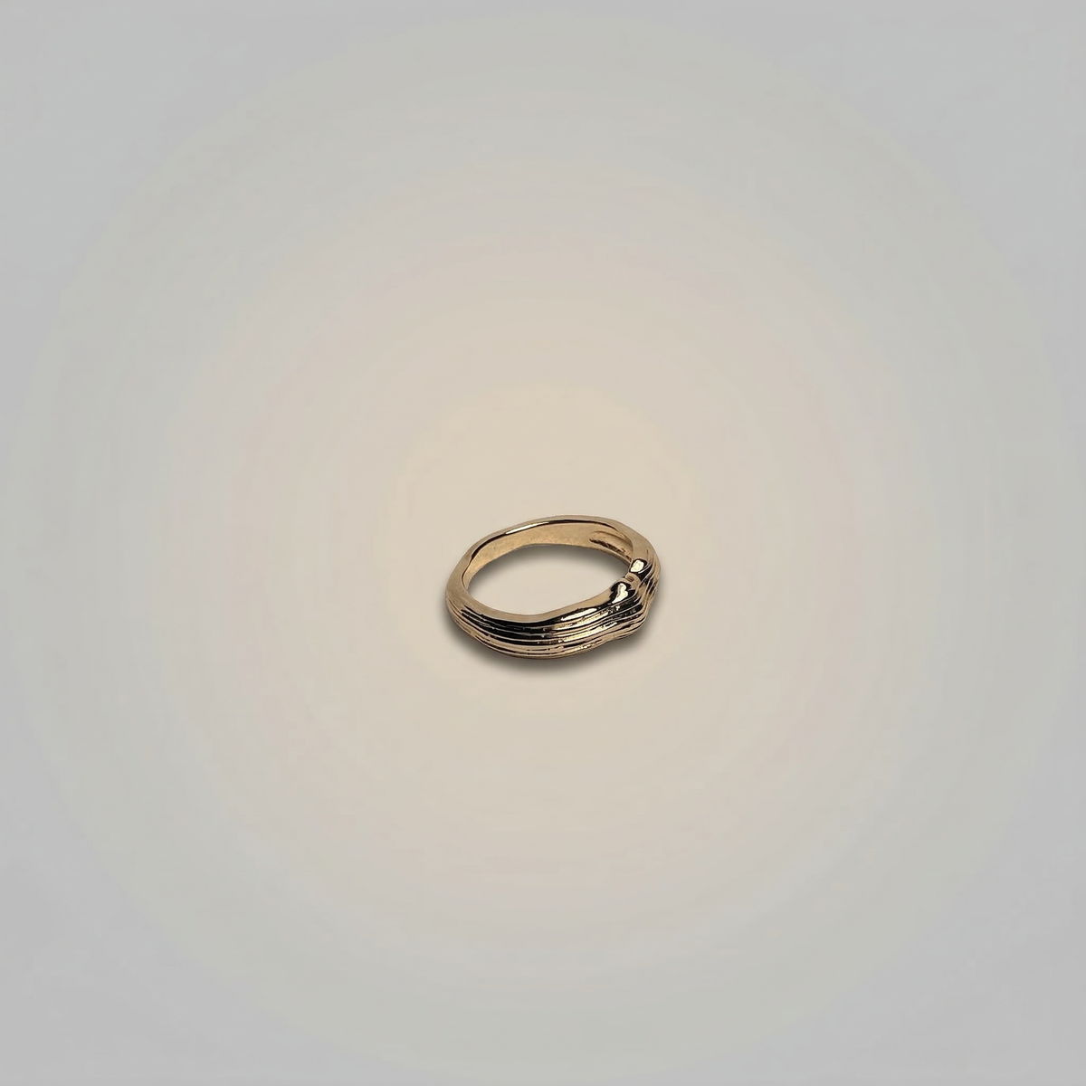 Layered Swirl Band Ring - Image 3