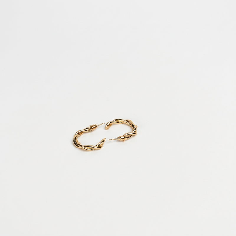 Twisted Chain Hoop Earrings - Image 2